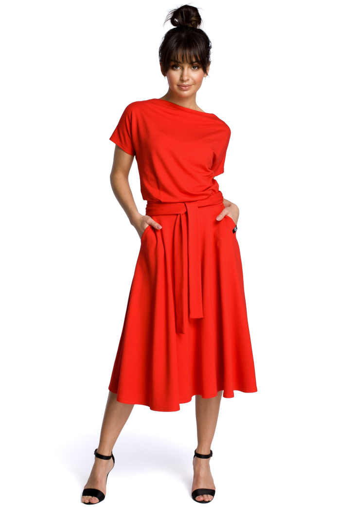Sukienka midi - Letnia Rozkloszowana - czerwona